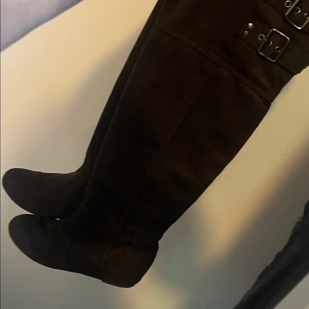 Elegant Black Over-the-Knee Boots